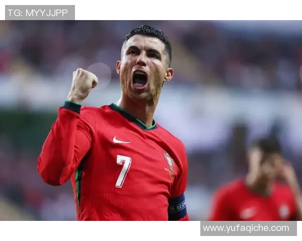 足球前卫球星的巅峰之路如何影响现代足球战术与比赛格局