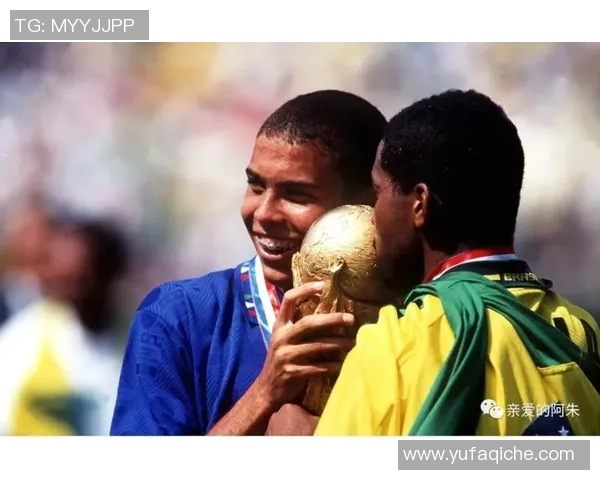 足球球星佩戴牙套改变形象 他们的笑容背后藏着哪些秘密